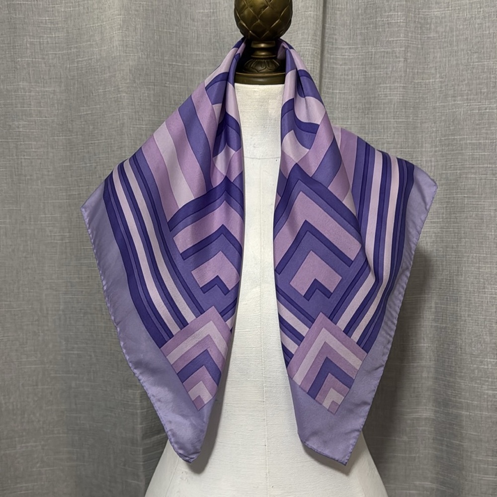 EUC Vintage MCM Geo Print Scarf-Square-Purple Shades-Polyester - Picture 4 of 14